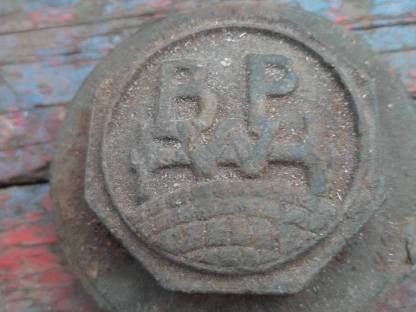 Bild 2:Radkappe mit Motiv Deutz Achse Oldtimer