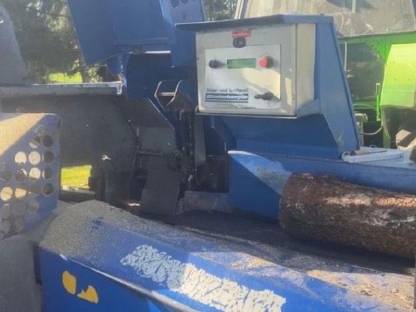 Bild 2:Lohnschneiden/Lohnsägen per Binderberger SSP 450