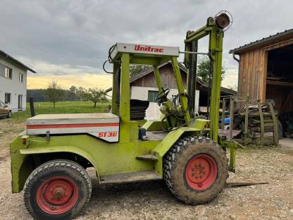 Claas Unitrac ST 30 Geländestapler