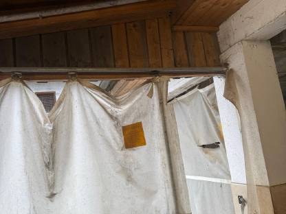Bild 5:2 Stk. Windschutz-Tore mit Bauernfeind-Schiene