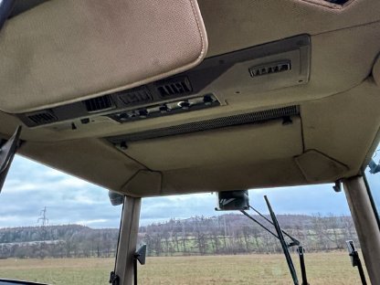 Bild 9:Traktor John Deere 4455 4WD