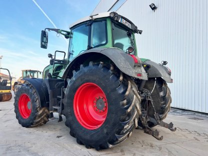 2012 Fendt 828 SCR Profi Plus 4x4 mit Frontlader