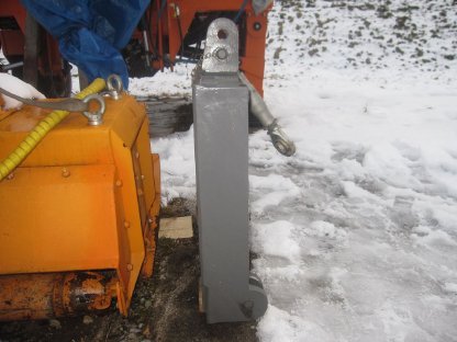 Bild 3:Schneepflug Anbauplatte