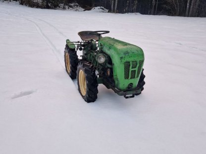 Bild 3:Holder Traktor A12