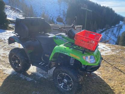 Arctic Cat Quad mit Raupen