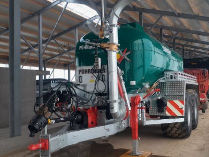 Bild 8:Gülleausbringung