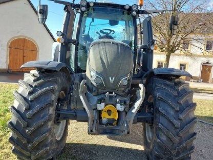 Bild 2:Valtra N174 Direct (Stufe V)
