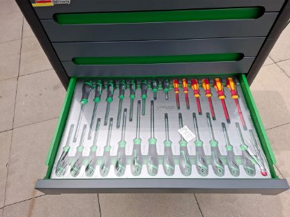 Bild 6:Stahlwerk Werkzeug-Werkstattwagen SW9