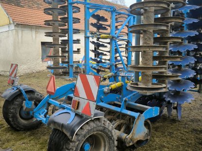 Bild 3:Scheibenegge Farmet Softer 6 PS