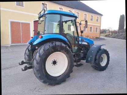 New Holland TD90D