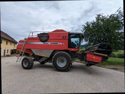 Massey Ferguson 7240