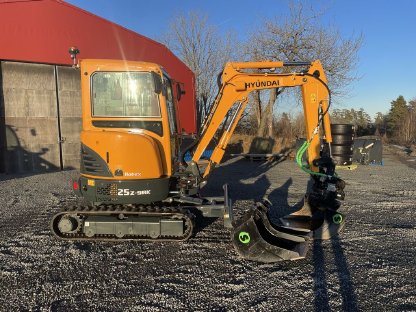 Bild 2:Excavator Hyundai Robex 25Z-9AK
