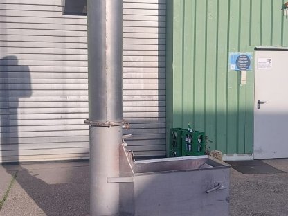 Bild 2:Apfelmühle aus Edelstahl