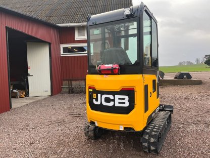 Bild 4:Excavator JCB 19 C-1