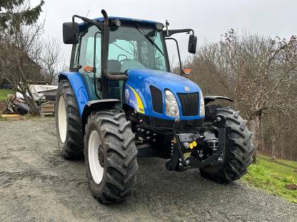 New Holland T5050