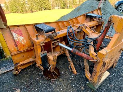 Schneeschild Kahlbacher DS 240