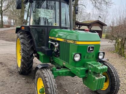 John Deere 1640