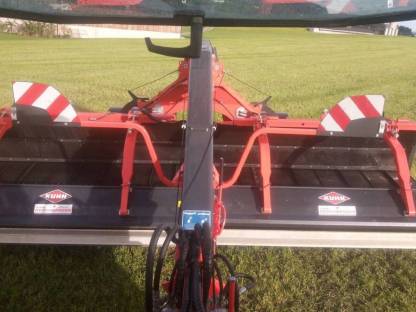 Bild 4:Bandschwader Kuhn Merge Maxx 760