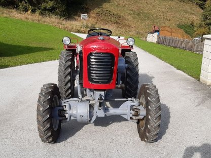 Lindner Traktor JW 15 Allrad