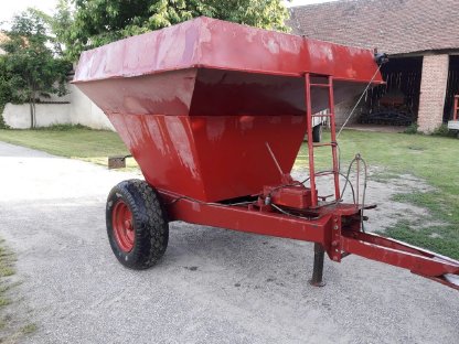 Bild 2:Düngerstreuer, Zwischenbegrünungsstreuer