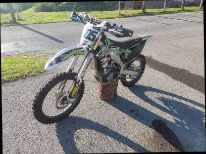 Verkaufe Kawasaki 4-Takt 250 ccm