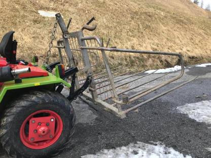 Heuschwanz für Metrac mit Holztransportkiste