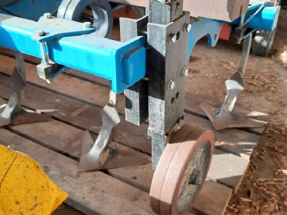 Bild 6:Flügelschargrubber Intertech AB 285 cm