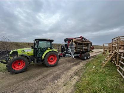 Bild 3:Claas Atos 330