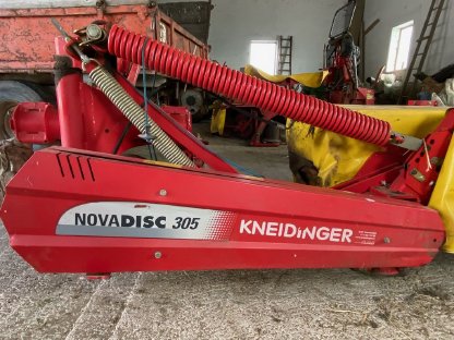 Bild 4:Pöttinger Scheibenmähwerk Novadisc 305