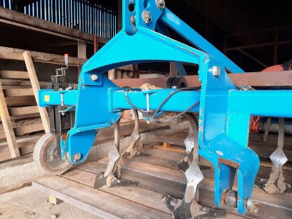 Bild 8:Flügelschargrubber Intertech AB 285 cm