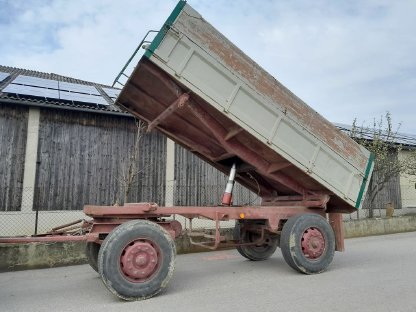 Hydraulischer 3-Seiten Kipper