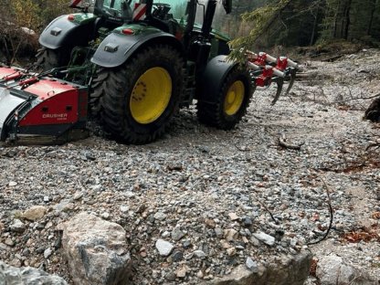 Bild 2:Wegesanierung