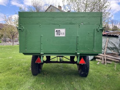 Bild 3:Oldtimer-Anhänger