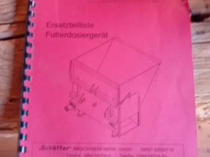 Bild 2:Futterdosierer mit Fräse