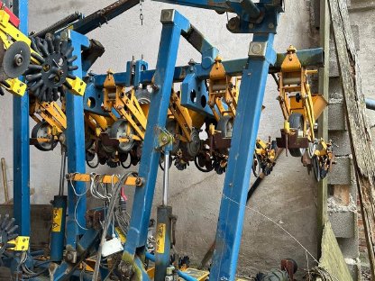 Bild 7:Einzelkorn-Sämaschine