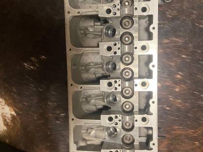 Bild 2:Zylinderkopf VW T5 AXD