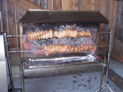 Bild 2:Spanferkel-Rollbraten