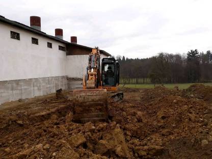 Bild 3:Erdbewegung & Holzschlägerung Leitner