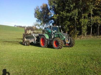 Bild 4:Düngeausbringung