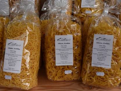 Bild 2:Bio Eier und Bio Teigwaren