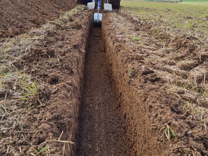 Bild 2:Drainage, Kabel- und Leitungsverlegung, Tiefbau