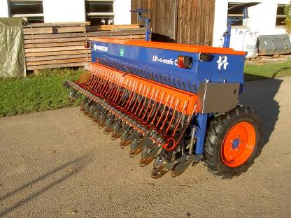 Bild 2:Nordsten Sämaschine CLR 300