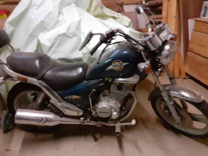 Kleinmotorrad Daelim Vs 125F
