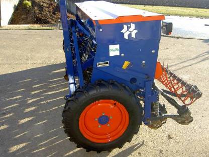 Bild 6:Nordsten Sämaschine CLR 300