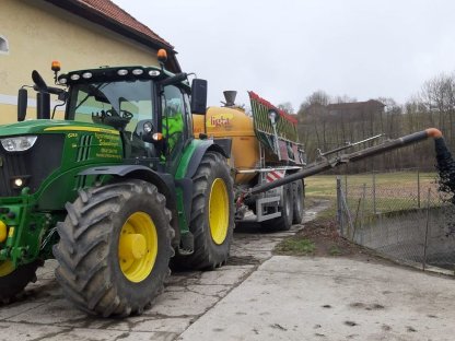Bild 4:Bodennahe Gülleausbringung - Thema der Zukunft