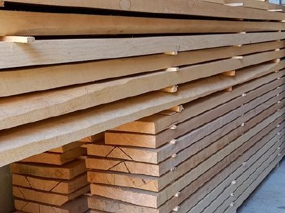 Bild 4:Schnittholz Esche Pfosten