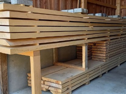 Bild 3:Schnittholz Esche Pfosten