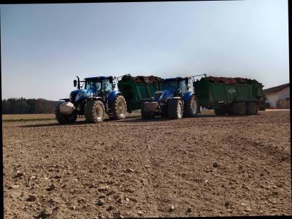 Bild 4:Miststreuen-Kalkstreuen-Kompoststreuen