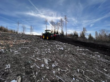 Bild 2:Rekultivierungsarbeiten