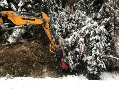 Bild 3:Böschungspflege und Böschungssanierungen